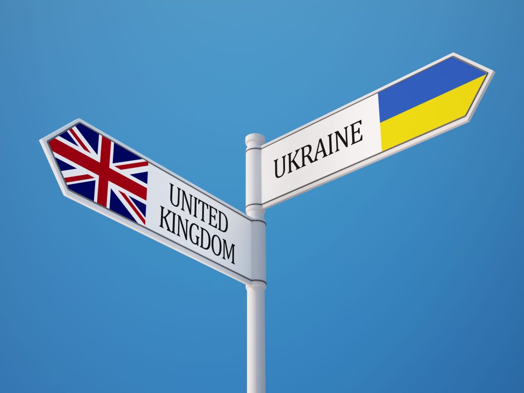 БІЖЕНЦІ ЯКІ ПОВЕРТАЮТЬСЯ З ВЕЛИКОЇ БРИТАНІЇ ДО УКРАЇНИ